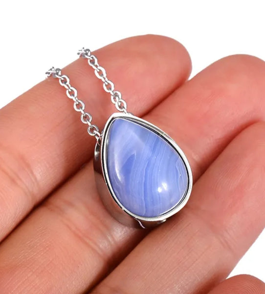 Customisable Tear Drop Style Cremation Pendant 1